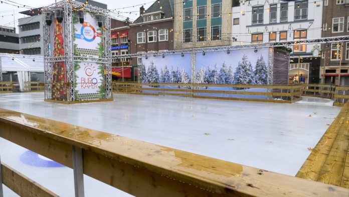 Ice rink_ skating_ de markt_ eindhoven