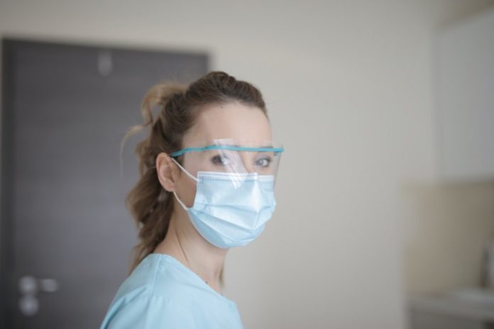 Nurses in medical homes struggle for PPE's
