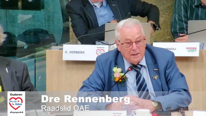 Drë Rennenberg receives honorary badge