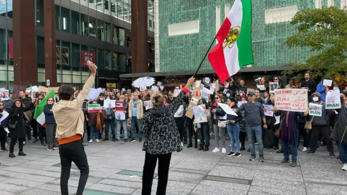 Iranian protesters Eindhoven