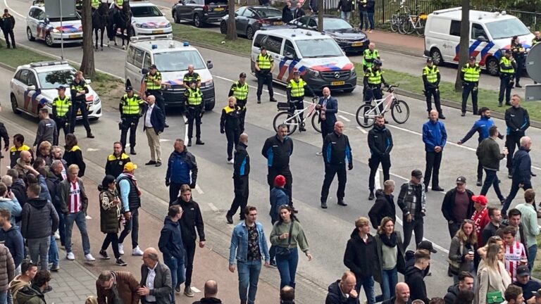 Unrest between PSV and FC Utrecht fans continues in the stadium