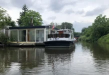 Houseboat dwellers and Eindhoven fail to come closer despite help