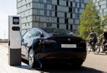 Smarter charging stations for cars in Veldhoven