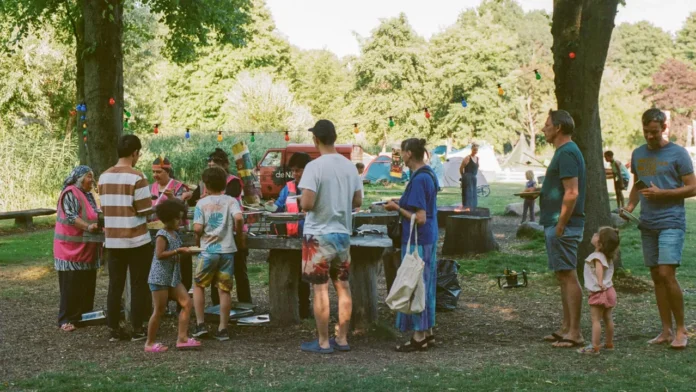 Jacob Oppenheimerpark in Eindhoven becomes temporary 'community camping'